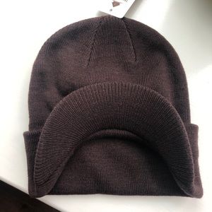 NWT! Brown winter hat with bill. Men or woman’s!